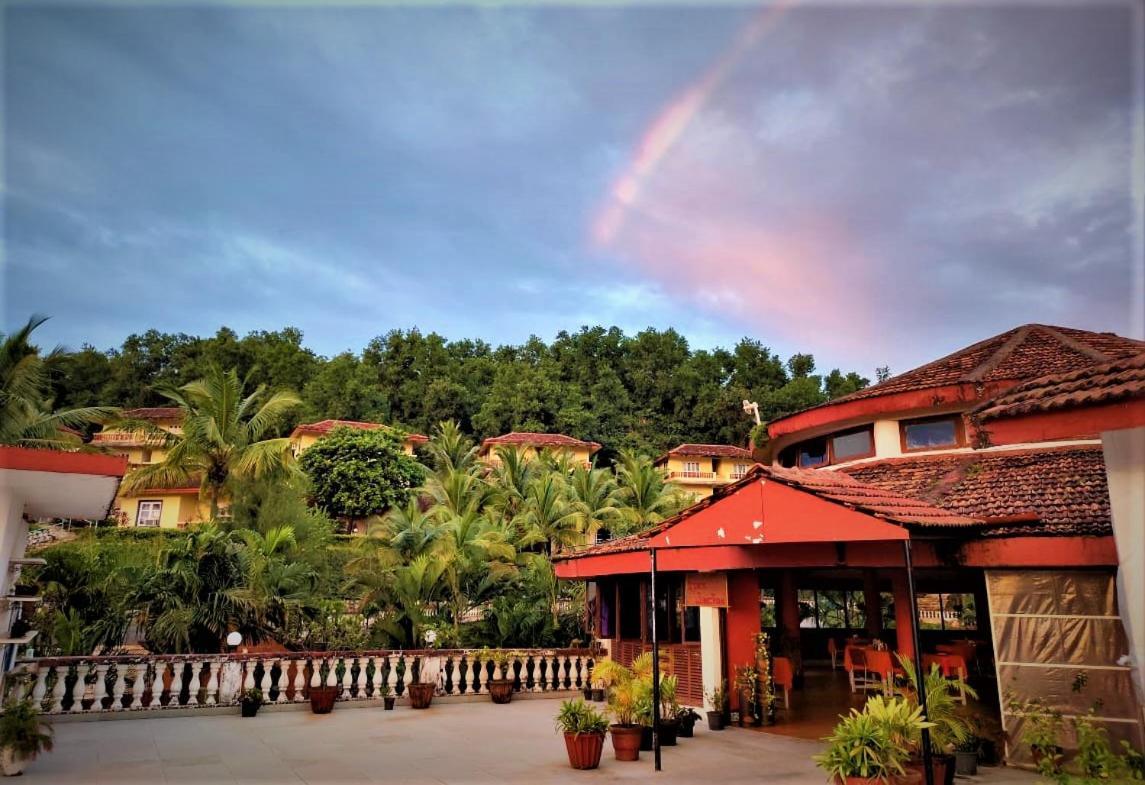 Indismart Woodbourne Resort Madgaon