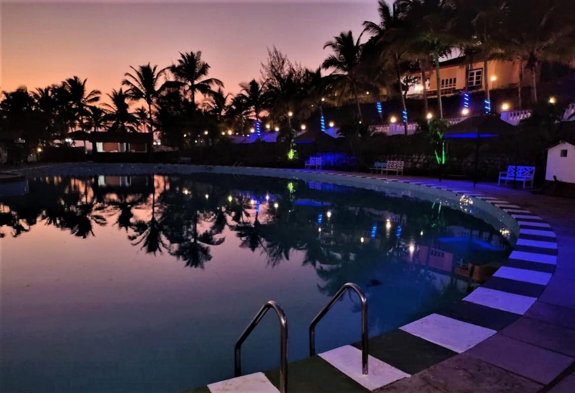 Indismart Woodbourne Resort *