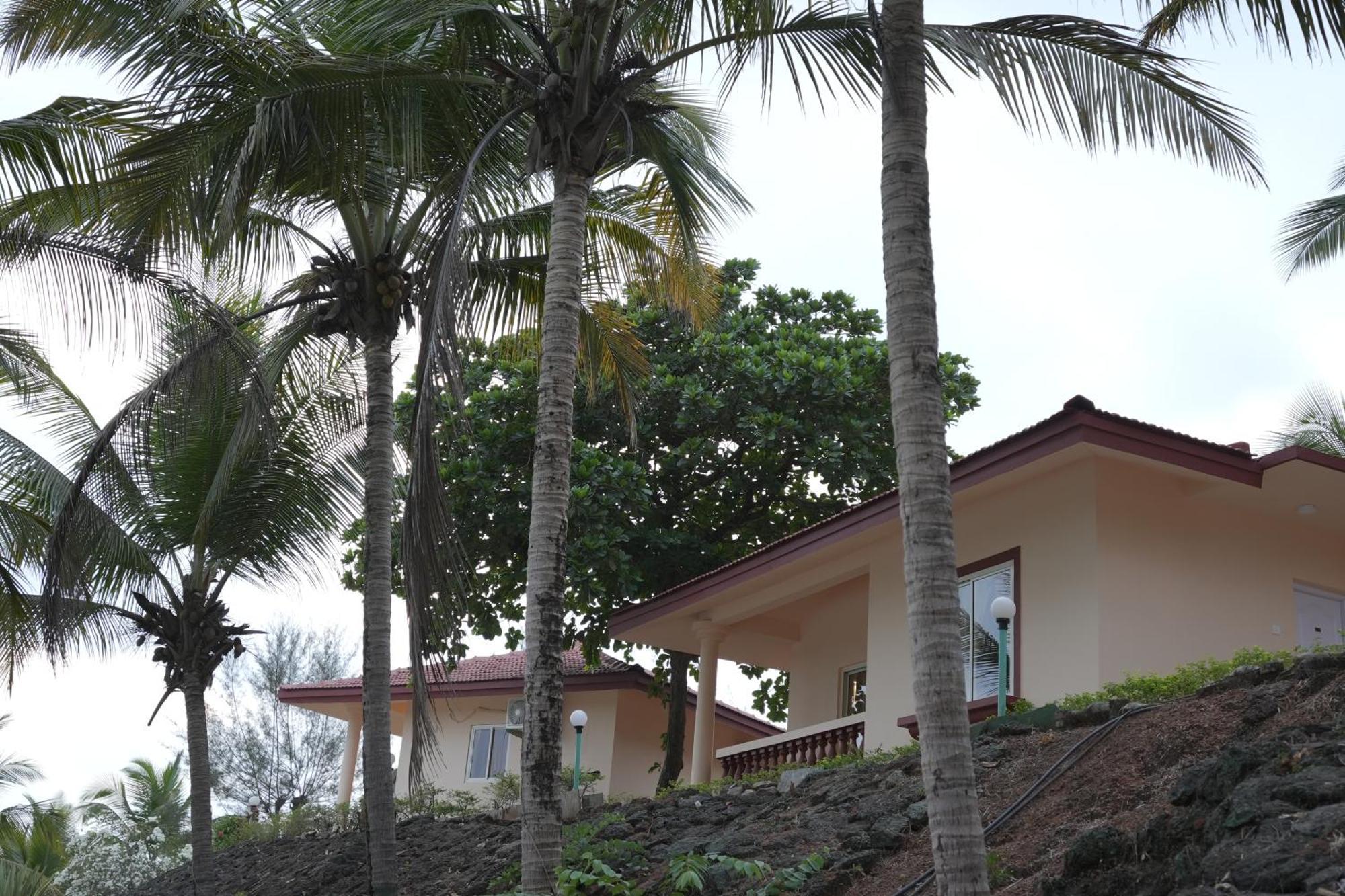 Resort Indismart Woodbourne Madgaon