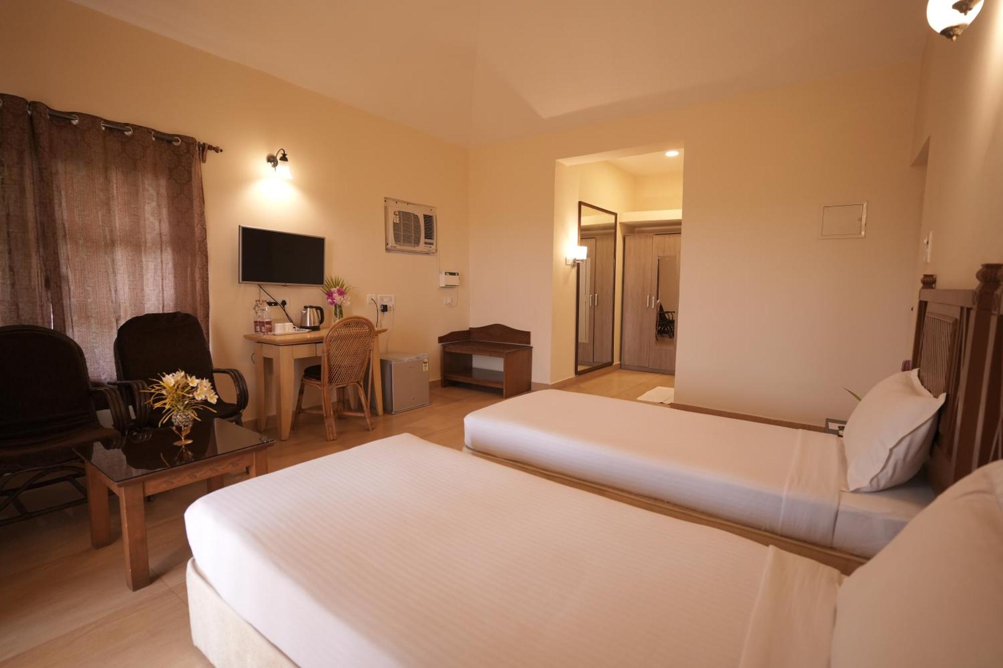 Resort Indismart Woodbourne Madgaon